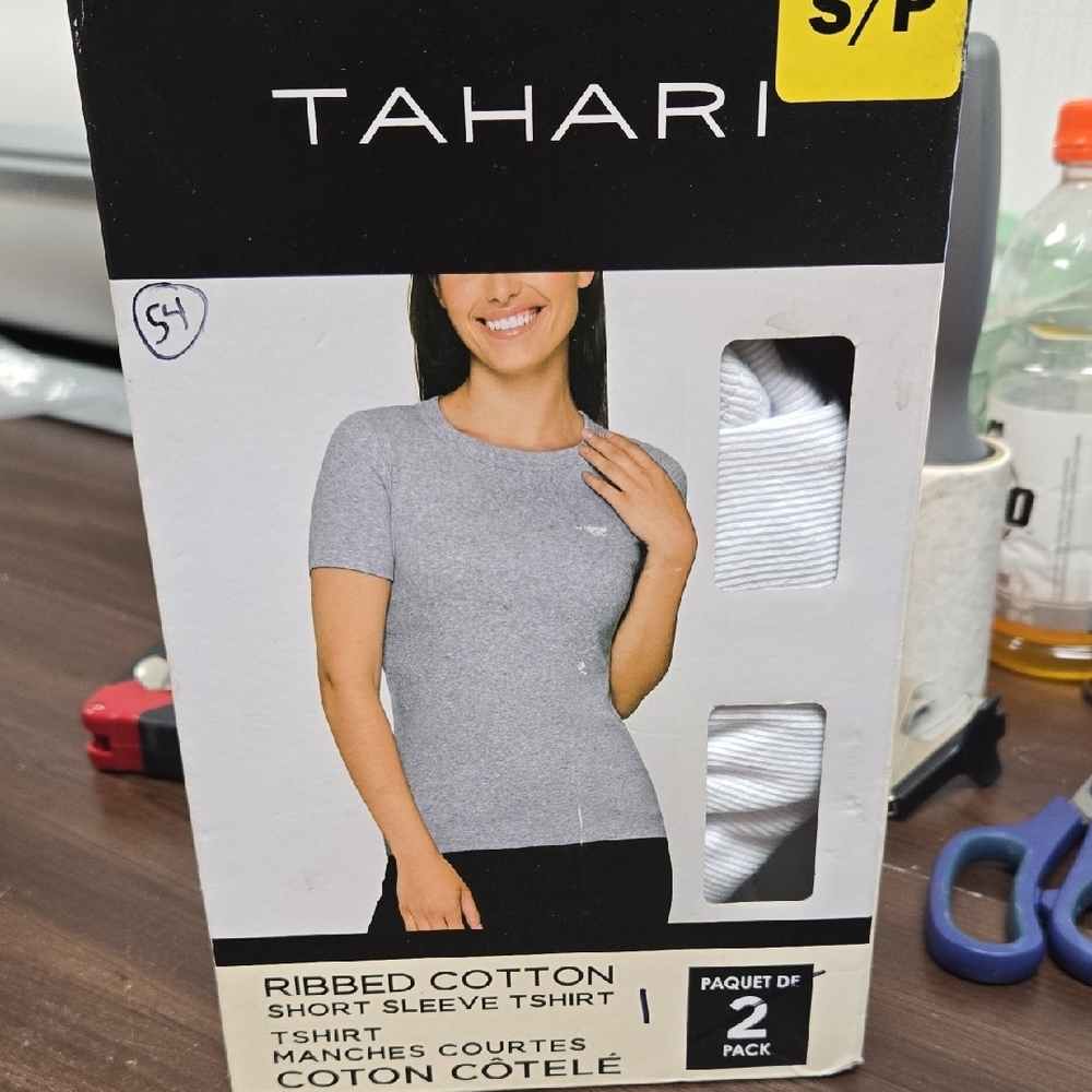Tahari Size S White Ribbed Cotton Short Sleeve Shirt